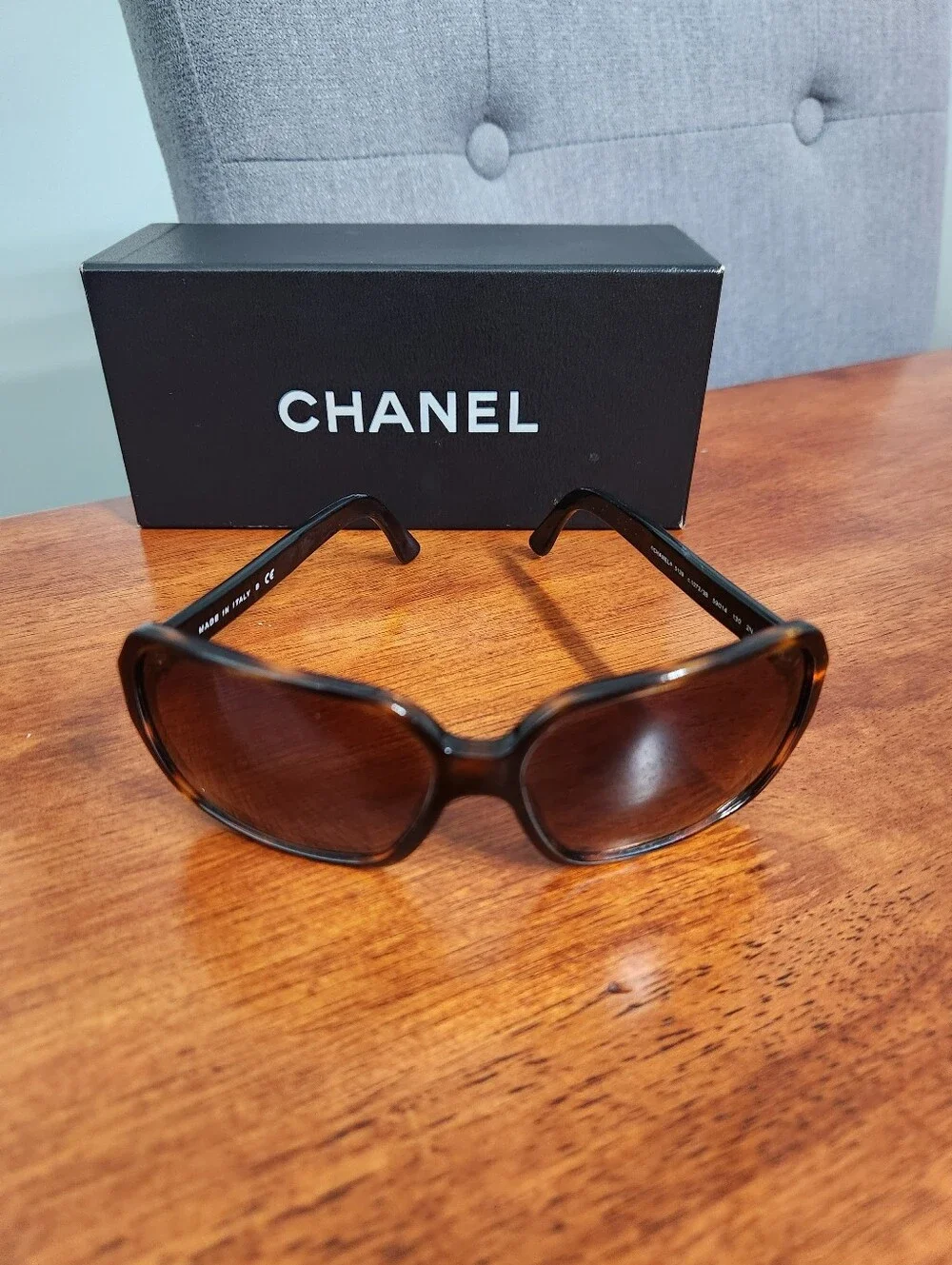 Authentic Chanel 5139 Multicolor Letter Sunglasses In a Black Gradient Frame